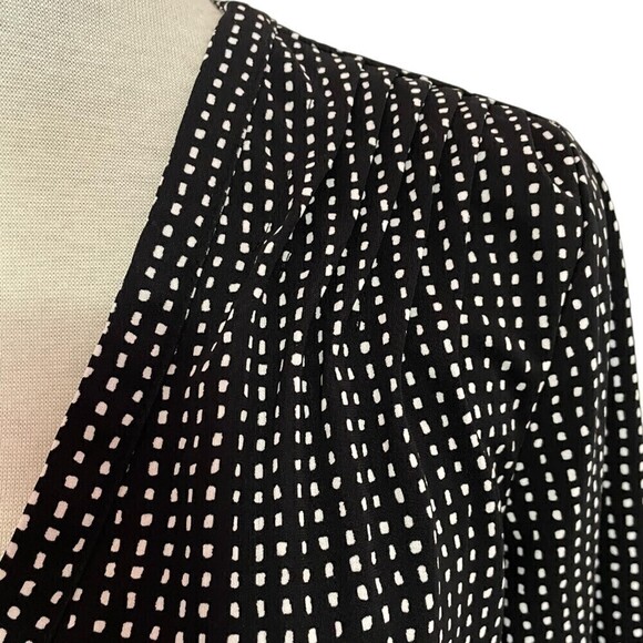 ANN Taylor Black Polka Dot Top Size S - Picture 8 of 8